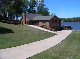 1424 Lakemont Dr N, Southside, AL 35907