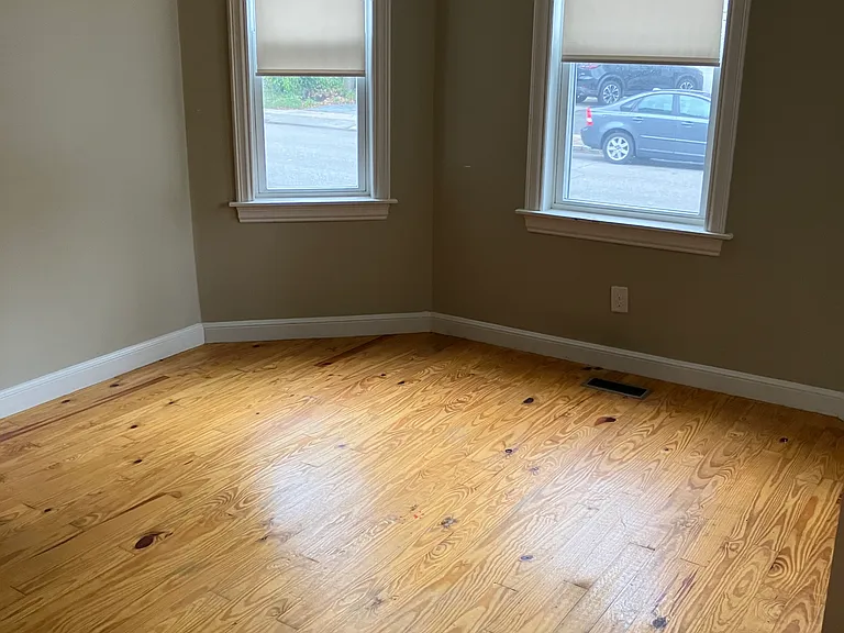 172 Minot St #3 — Photo 6