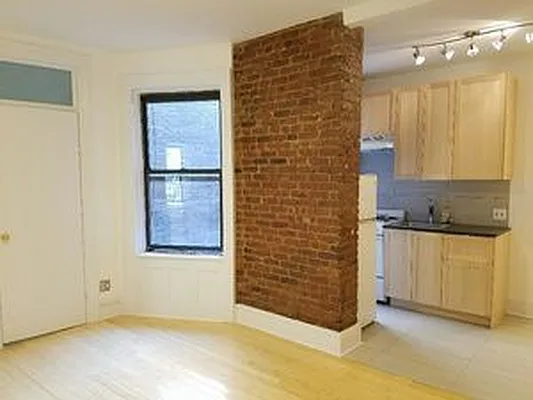 Rented by Spark Properties | media 13