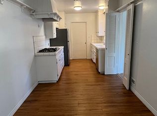 1025 Salisbury Ct, La Canada Flintridge, CA 91011