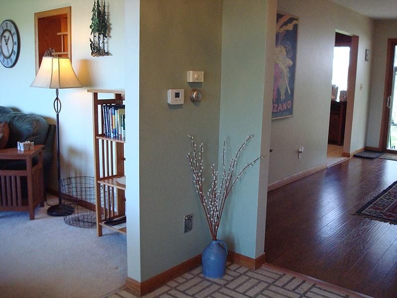 6721 Cedar View Rd, Cleveland, WI 53015 | Zillow