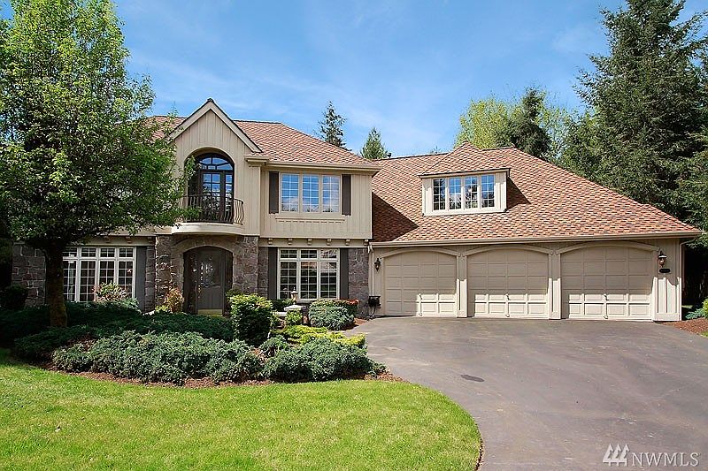 1st image of 15617 224th Ct NE