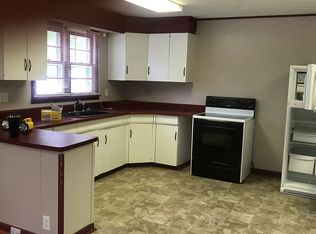 20 Trenton Rd, Carbondale, IL 62903