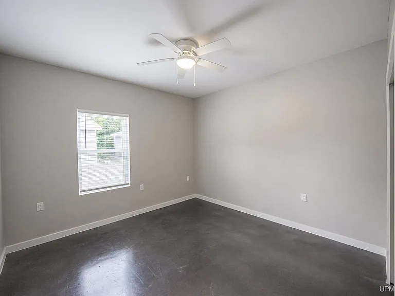 17245 Atlantic Ave — Photo 15