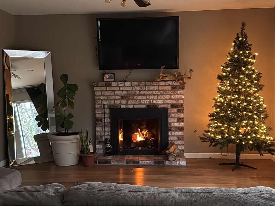 1st image of 1006 Acaciawood Ct