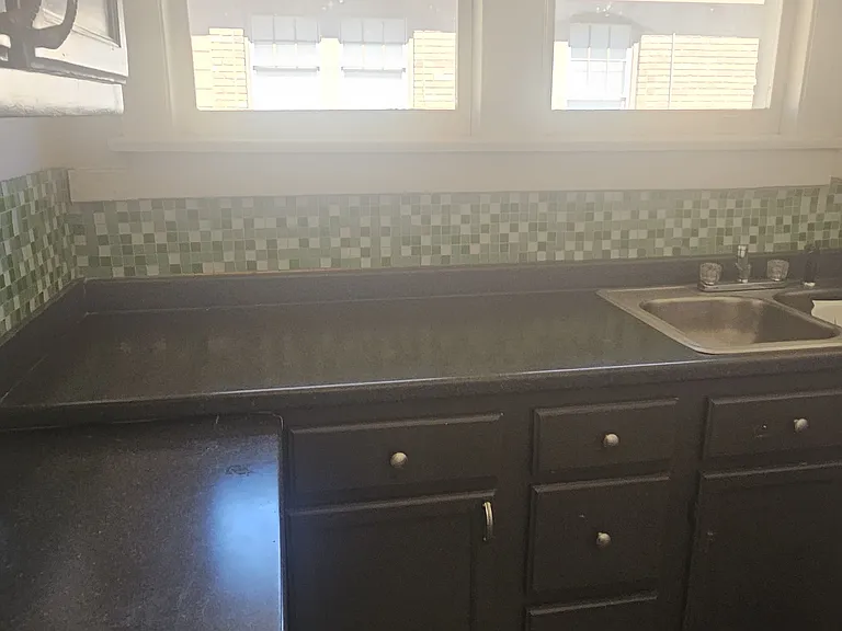 1943 Lamar Ave #16 — Photo 6