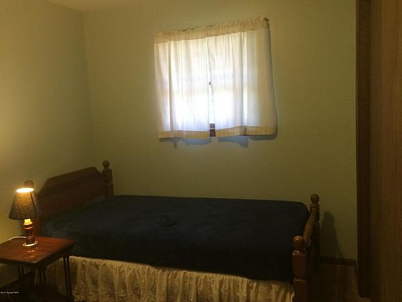 5th image of 3105 Outlook Ln