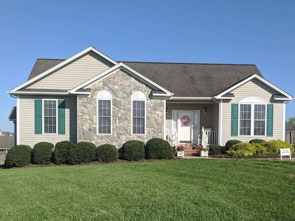1st image of 506 Clover Ct