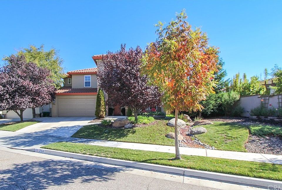 1st image of 204 Vista Del Rio Ct
