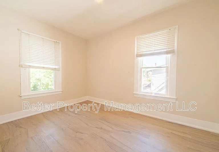 730 E Montrose St #2 — Photo 8