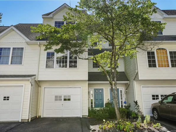 256 Old Lambert Road #256, Orange, CT 06477