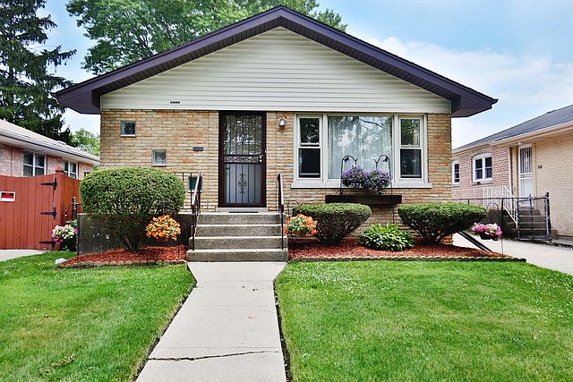 1st image of 15315 Evers St