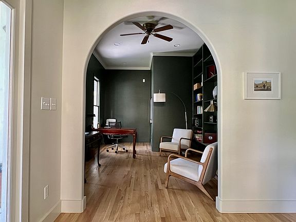 Home Office/Bonus Room