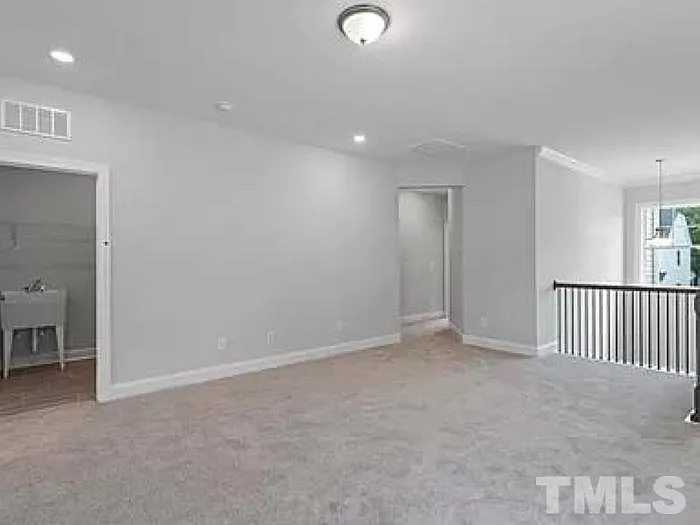2237 Jollay St — Photo 14