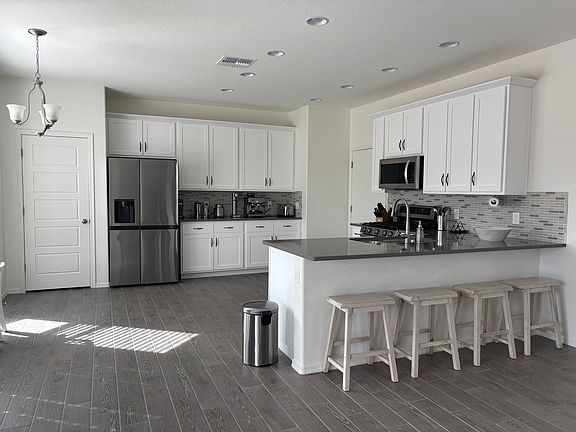 4th image of 4348 Deanna Dr