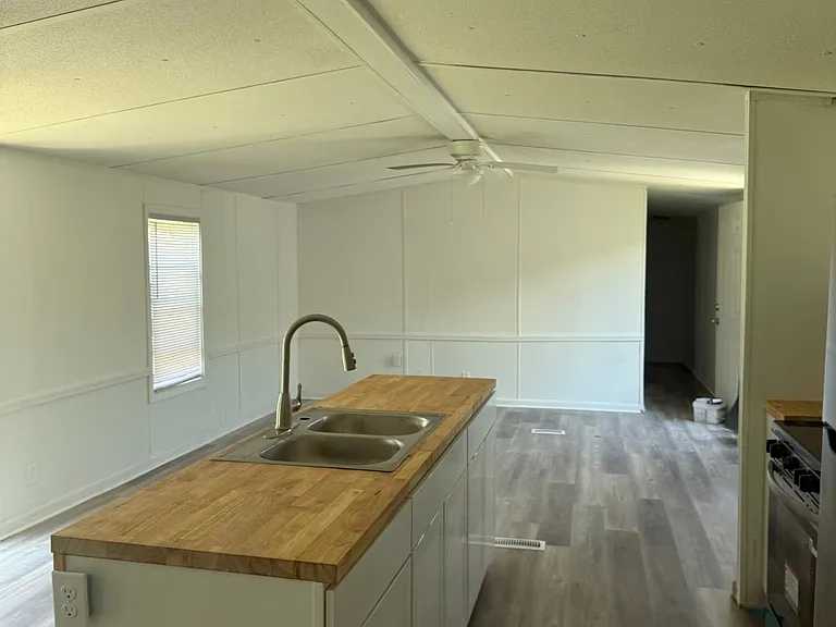 8101 Elim Church Rd NE #5 — Photo 11