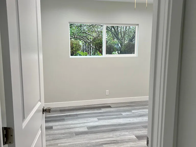 3375 Elizabeth Ave #B — Photo 14