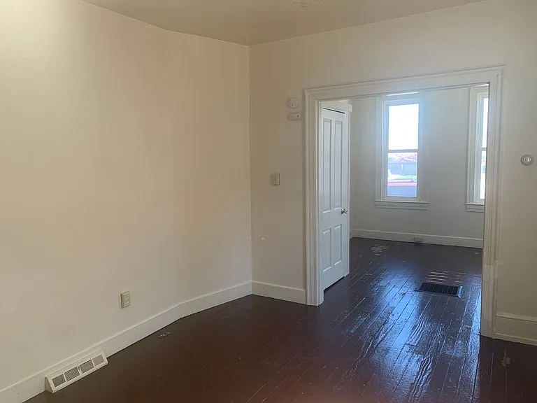 124 N West St #1 — Photo 10