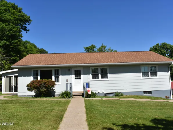250 E Hillside Dr, Lock Haven, PA 17745