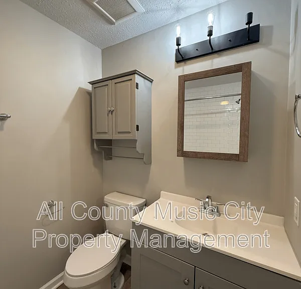 3104 Brickdale Ln #B — Photo 10