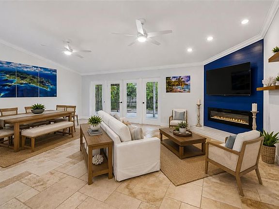 3rd image of 1425 POINSETTIA AVENUE