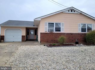 127 E Schuylkill Rd, Little Egg Harbor, NJ 08087