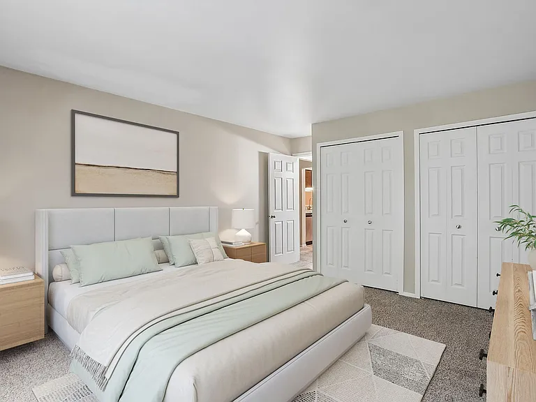 Boulevard Apartments — Photo 7