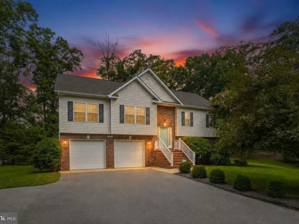 22835 Chestnut Rd, Lexington Park, MD 20653