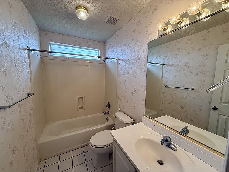 854 Louise Ave — Photo 18