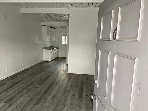 5th image of 10216-10300 S Felton Ave #10218-6