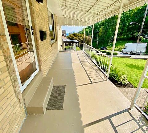 Front porch call/text 412.897.0330