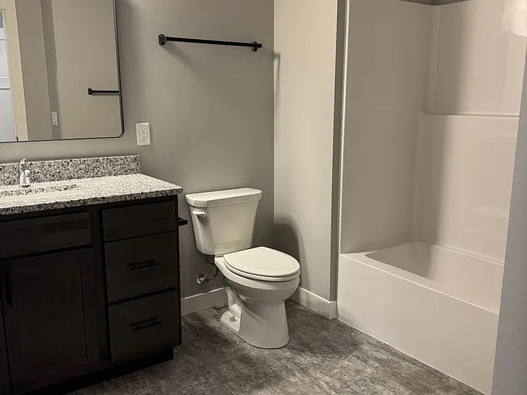 604 Autumn Wood Pkwy — Photo 66