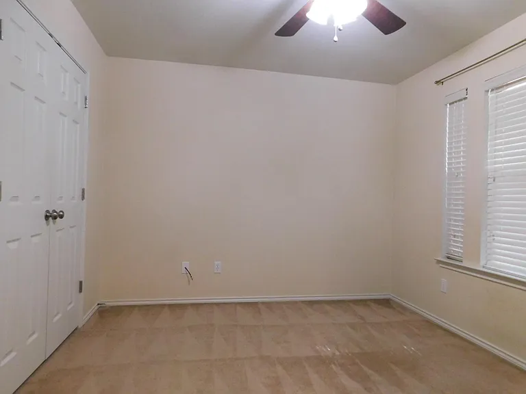 1102 Katelyn Cir — Photo 20