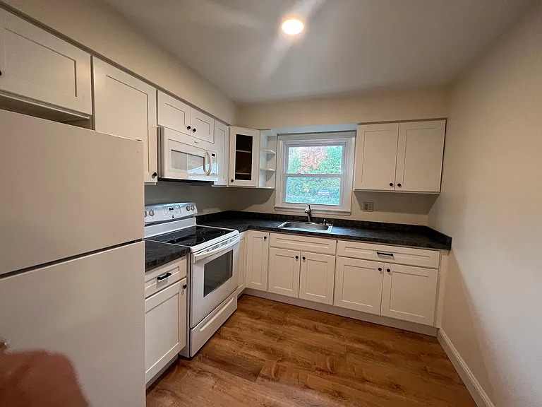 282 Ballston Ave #7 — Photo 12
