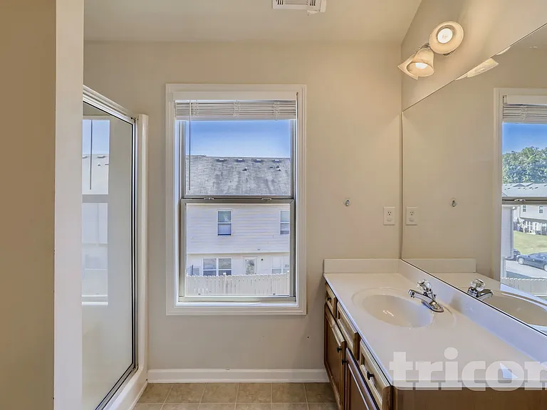 281 Oakland Hills Way — Photo 6