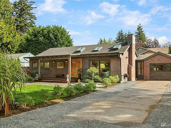 2nd image of 11334 17th Ave NE
