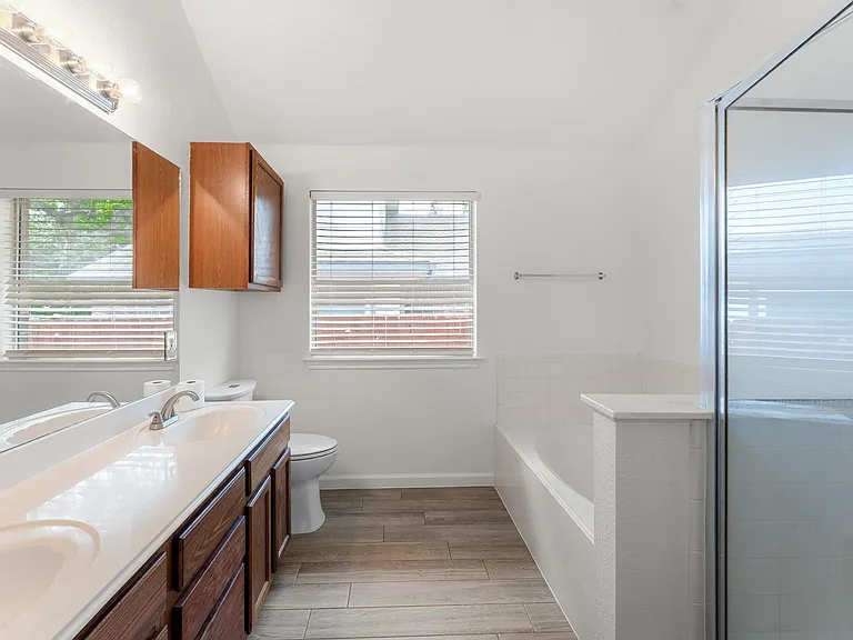 5900 Taylorcrest Dr — Photo 23