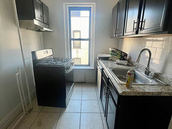 2nd image of 30-95 29th St #6A