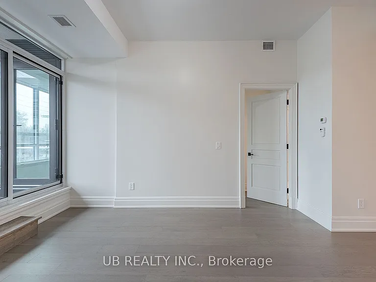 1451 Wellington St W #202 — Photo 26