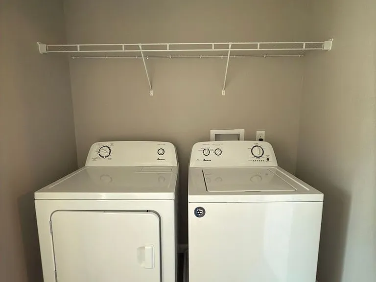 700 N 22nd St #302 — Photo 10