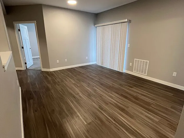 2454 Window Rock Ln — Photo 1