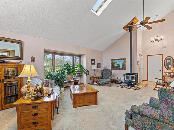 4th image of 130 Grace Ln