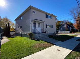 32 Grandview Ave, Watertown, MA 02472