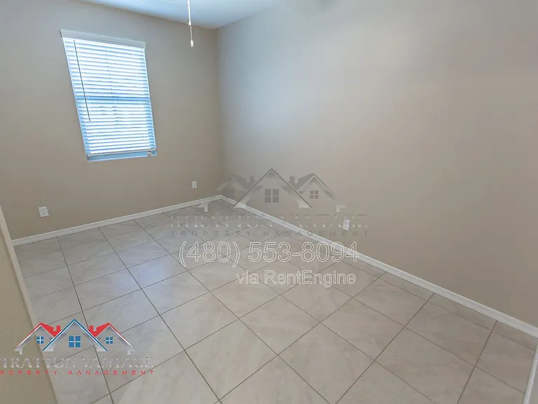 15769 W Voltaire St — Photo 6