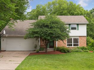 5673 133rd Street Ct, Apple Valley, MN 55124