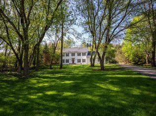 N24W30912 Fairway Ct, Pewaukee, WI 53072