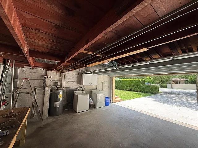 1545 Mantua Ave — Photo 29