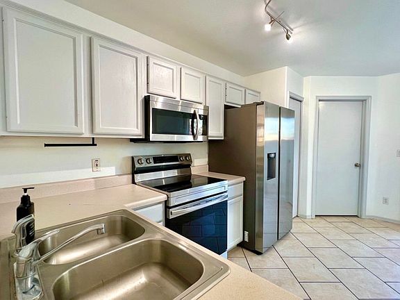 4th image of 7801 N 44th Dr Unit 1180