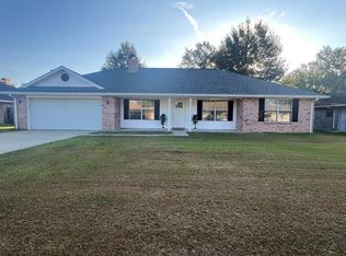 3116 Fairway Dr, Picayune, MS 39466