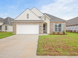 120 Crooked Pine Ln, Scott, LA 70583